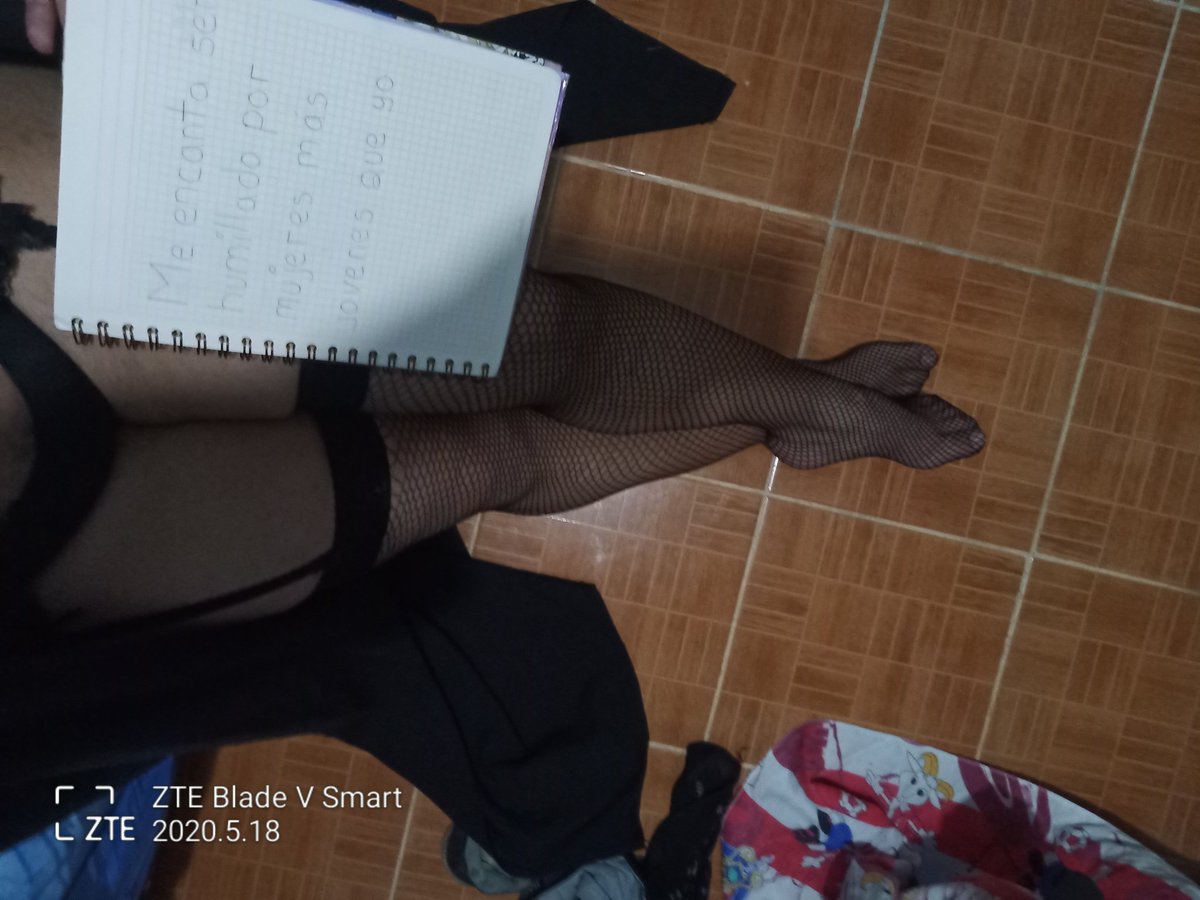 MadyTeen's tweet photo. @AkiIzayoi4 Jaja, en serio lo hiciste? No puedo creerlo jajaja, yo estaba bromeando 😂😂😂😂
Ay estos sissys 😂😂 https://t.co/qE9ssTujLa