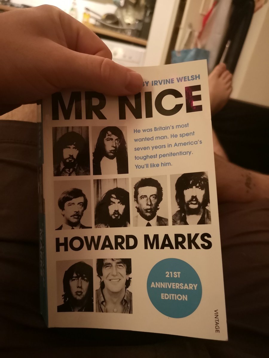 giles bidder tweet media