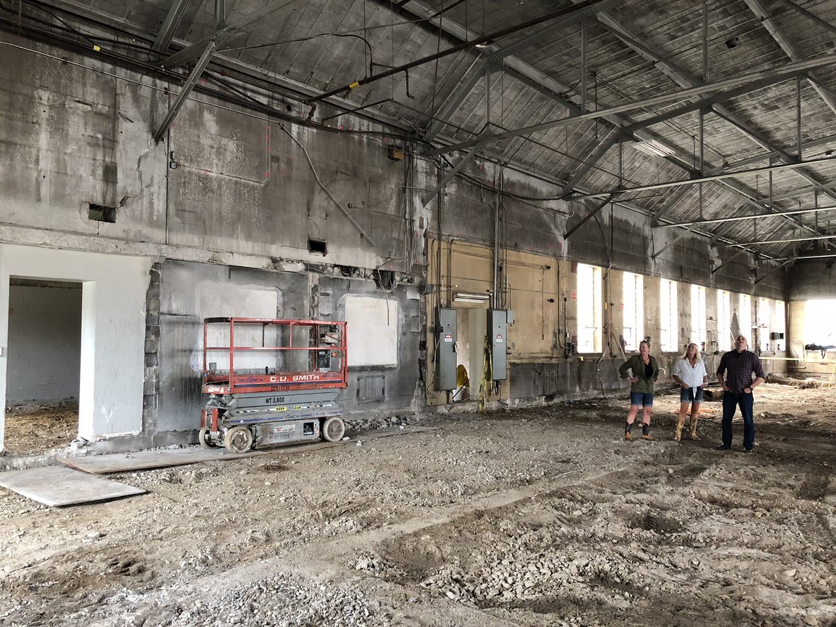 TheLiLTuna's tweet photo. #ThrowbackThursday our fearless leader Jeff back in the construction days of the Mequon Public Market. In 1 month we celebrate the 1 year anniversary of our lil’ location up north. What a year it’s been, filled with endless sushi, sake &amp; lots of new friends.🥂 https://t.co/yBLlMS1gCH