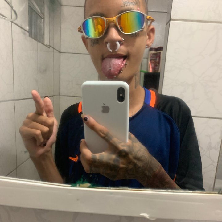 LolaNetto's tweet photo. Venha se divertir comigo  > so vem nenes em #BIGOLIVE.https://t.co/AzDMsTgX6e https://t.co/2mLvkGUn2Q