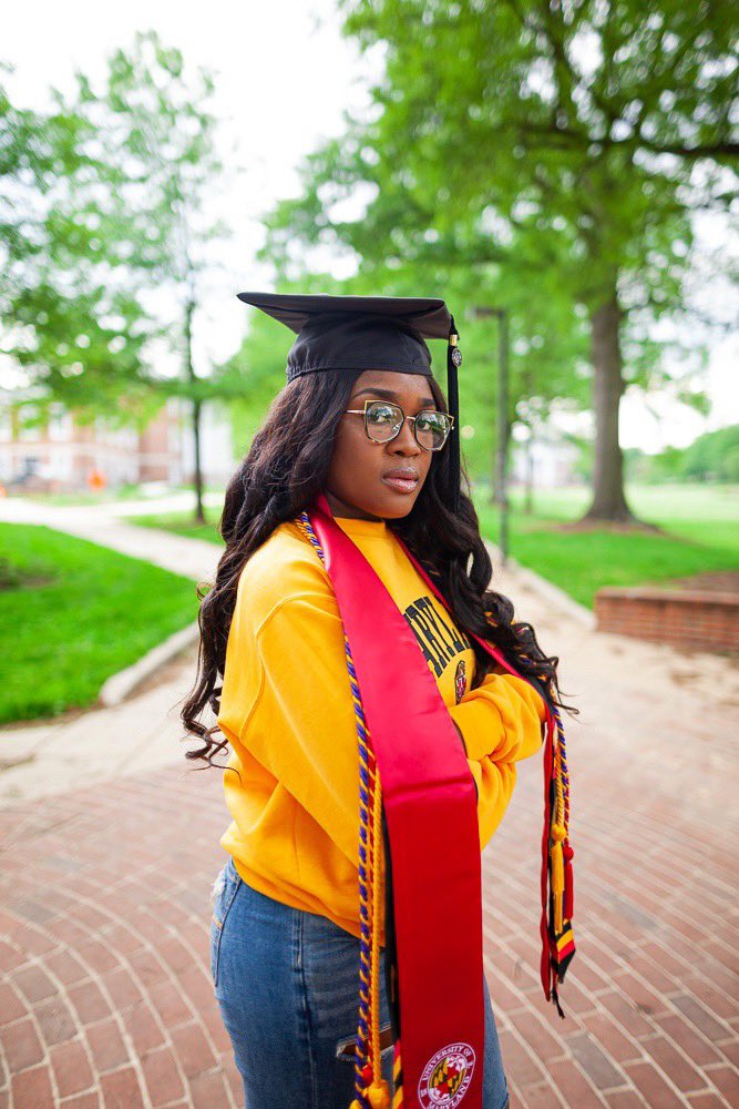 kristinuh__'s tweet image. I came in as a Biology major finishing my first year with a 2.5, flipped the switch and I’m walking out graduating Cum Laude with a B.A. in Communication and a Minor in Spanish. From NY to MD, I did it! 

#UMDGrad #ClassOf2020 #BlackGrad #LatinaGrad