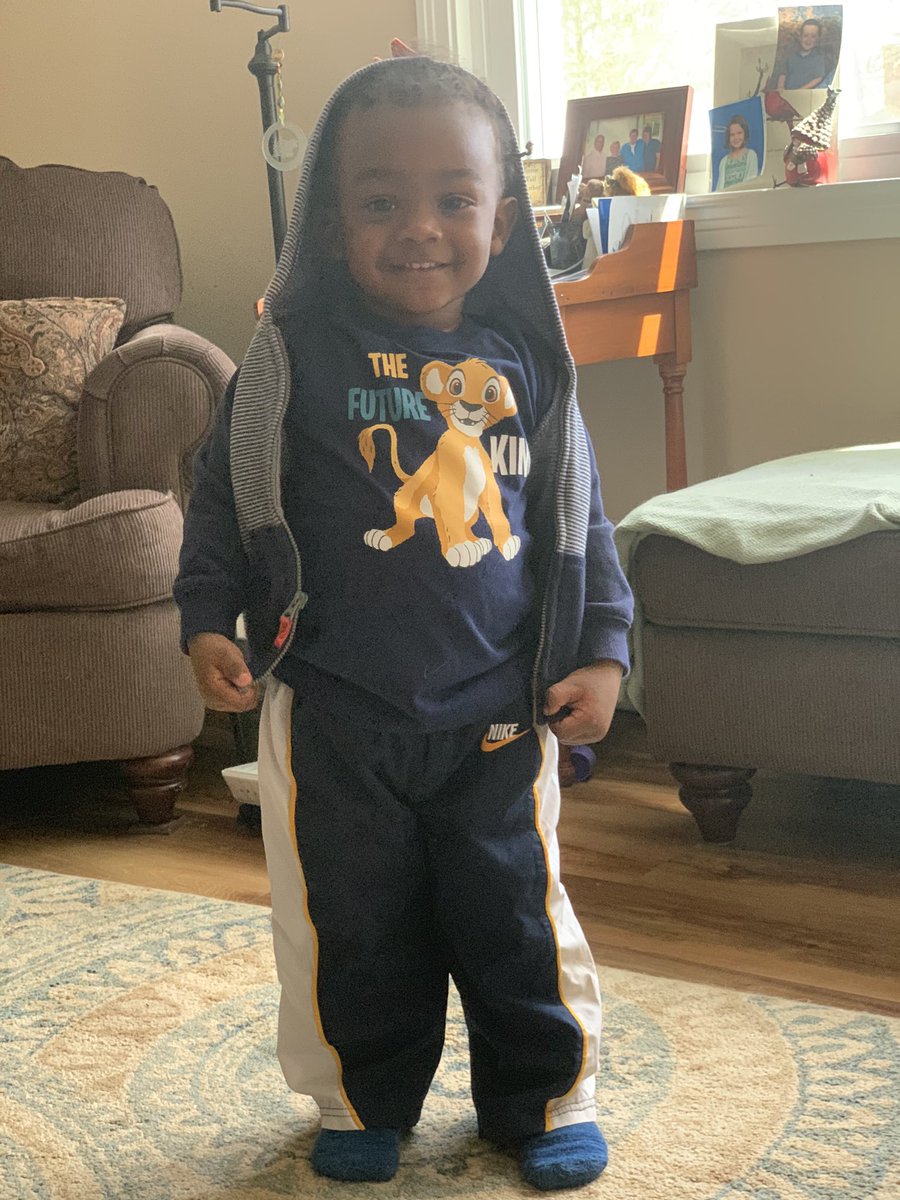 _knightner's tweet photo. I rarely ever post my boy on here so here y’all go 🖤🤗 https://t.co/psrFydpdDs