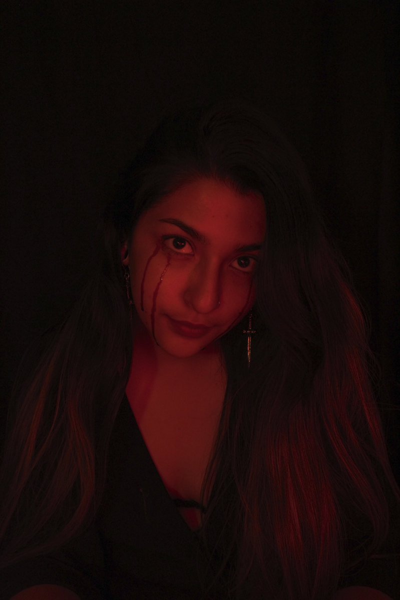 carissaaaaa's tweet photo. photoshoot with myself pt. 3. got a lil crazy with the blood. https://t.co/QSKKTGNTHl