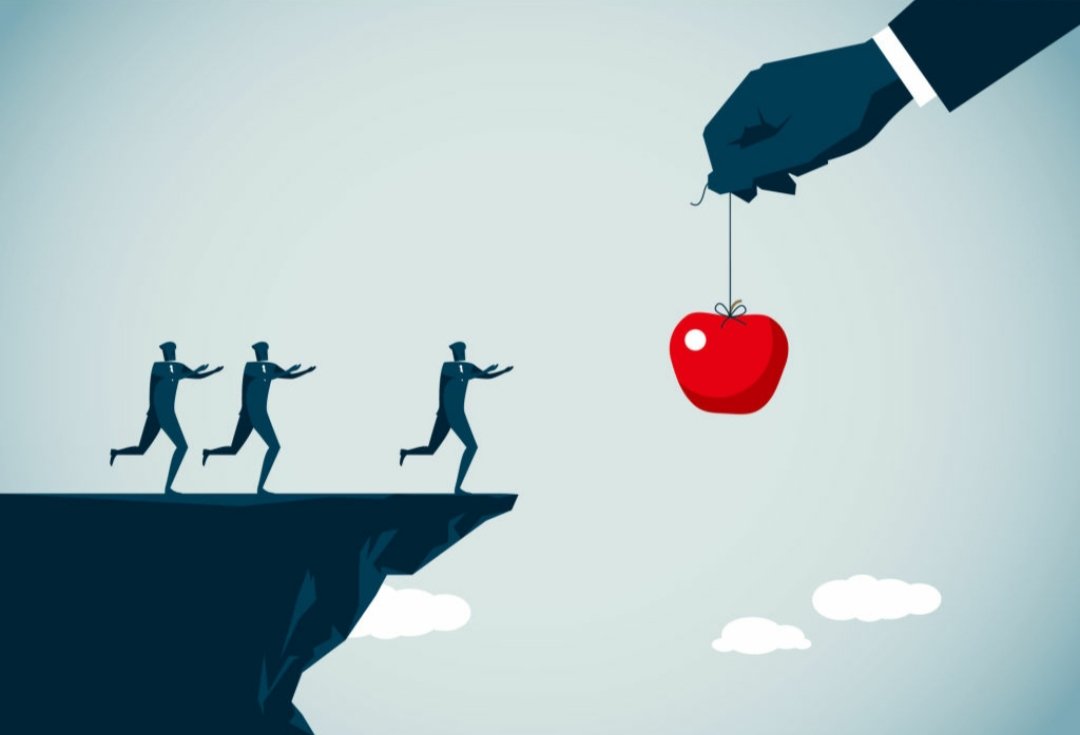 Yumuşak çekirdekli meyveler grubundan olan Elma, mutfağımıza yılın 12 ayı giren ender meyvelerdendir...Peki bu kadar sık tükettiğimiz bu meyveyi satın alırken tazeliğini mi ön planda tutarız yoksa güvenliğini mi? Sizce hangisi...?