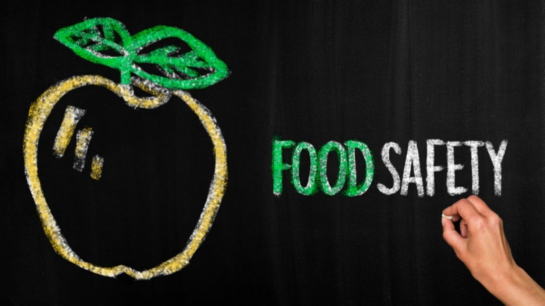 Tarımsal alanların giderek azaldığı bu yüzyılda, Tarımsal Üretim çok önemli.Ancak bundan daha önemli bir konu var ki, ürünlerdeki Güvenlik...Güvende misiniz?