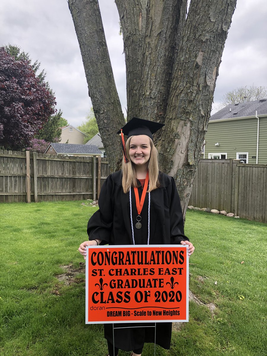 Congratulations to my girl! Not the ideal graduation day, but so proud of her! 🎓🎉 Off to Indiana! Go Hoosiers! ❤️