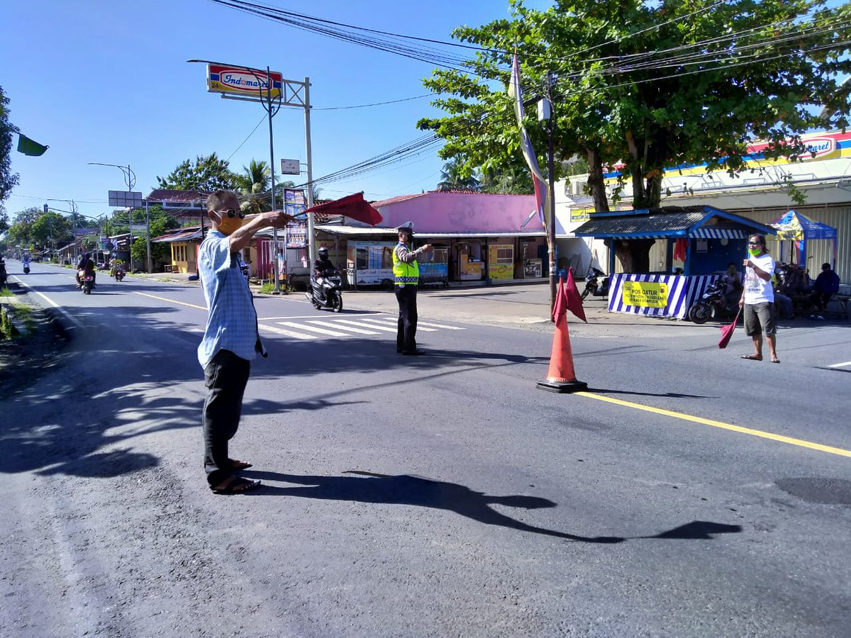 Simpang 4 Cikembulan pangandaran arus lalu lintas landai #opsketupatlodaya2020