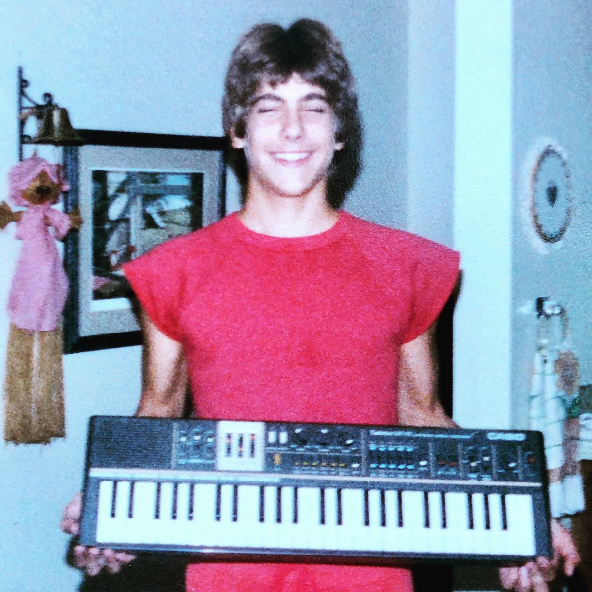 kevinmanthei's tweet image. Dudes! My first keyboard in 1985. I was rockin’ the Casio. This was the keyboard that started it all. .
#casiokeyboard #dude #1980s #composerlife