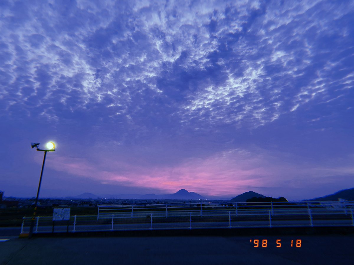 yanoshun1997's tweet photo. 最近うんこしすぎて痩せるわ
#謎ツイ https://t.co/bF9t8vaMqC