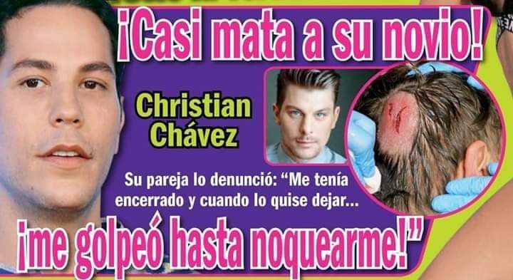 CharlyyTux's tweet photo. La Christian Chávez salió golpeadora #QueFuerta ahora si quedé como panocha de pingüino osea fría, helada, congelada y hasta el suelo. https://t.co/iH4UcJj020