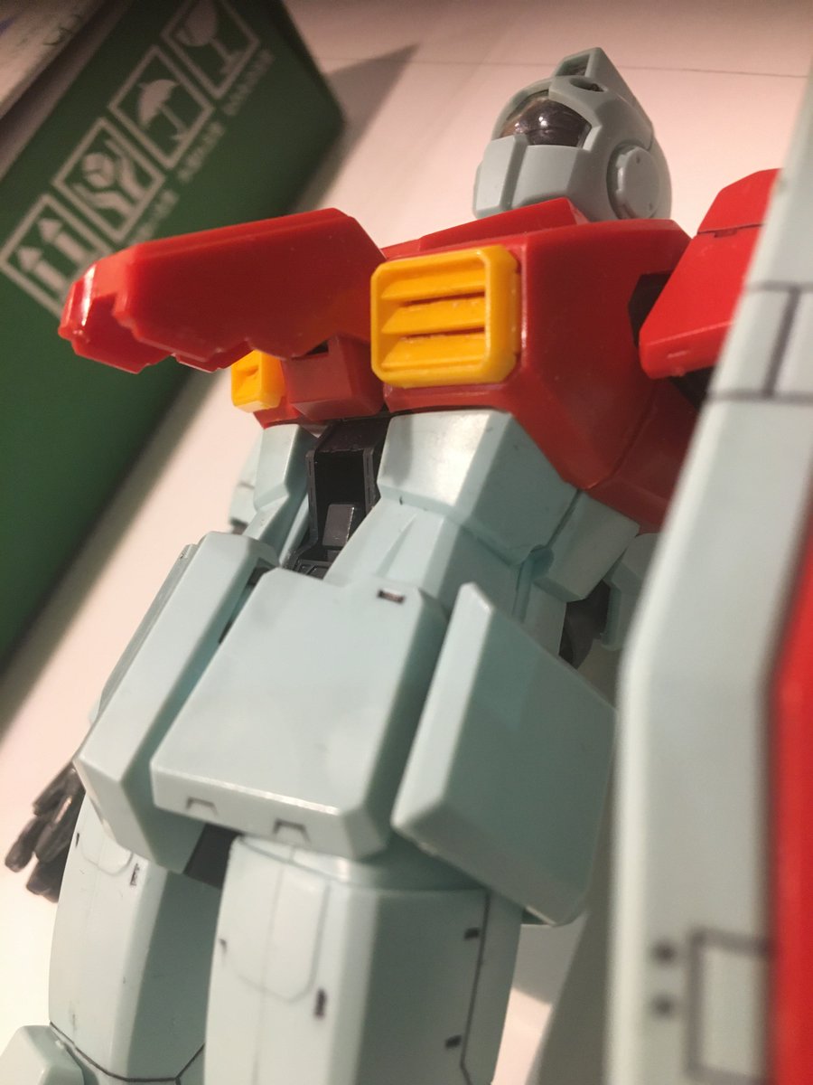 今日のどうでもいい話 連邦とジオンのファーストのモビルスーツの良さはそれぞれあ 万乗 大智の漫画