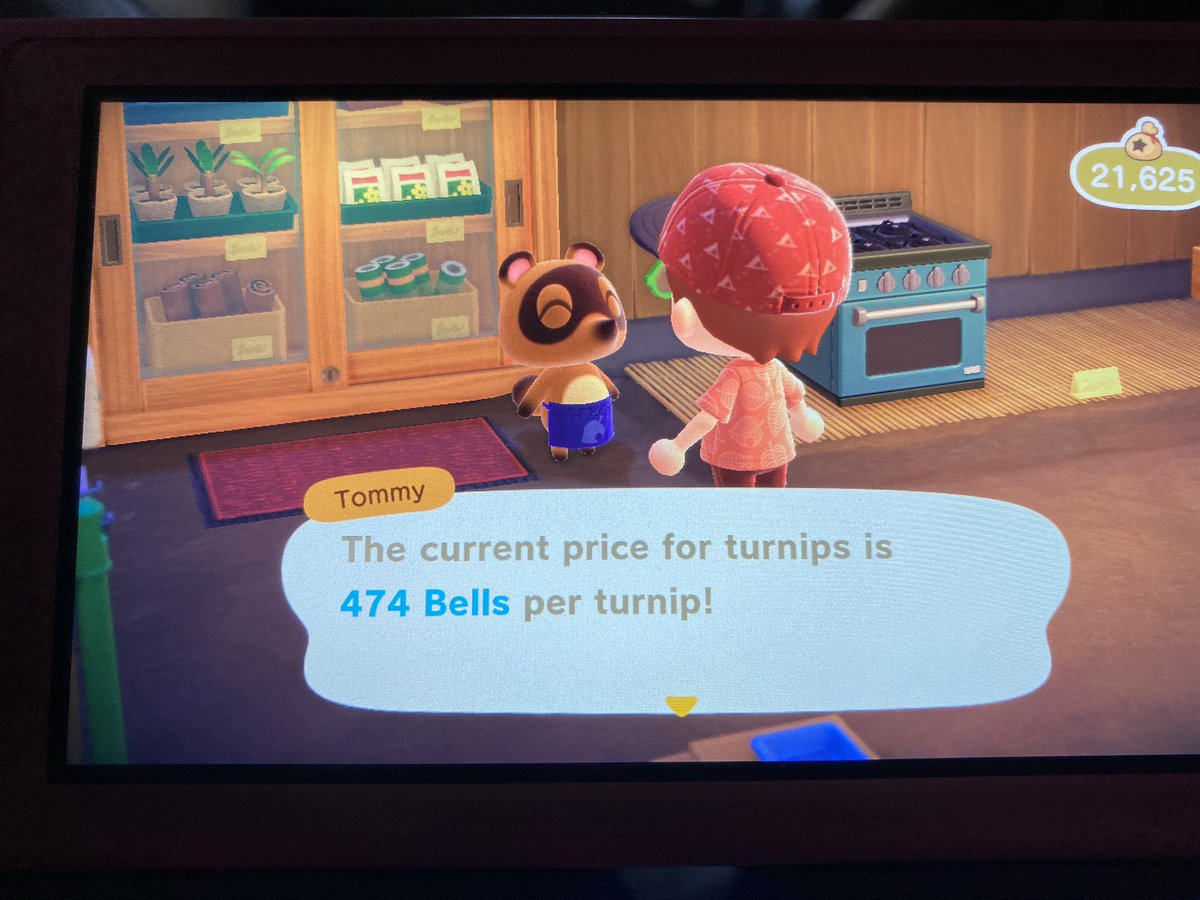 TeamACNH's tweet image. Omg... my kid’s turnip prices are 474 if anyone wants to sell... they need bells, NMTs, or would take stacks of regular wood, extra DIYs, or other fun gifts for a kid. #ACNH #AnimalCrossingNewHorizons #AnimalCrossingturnips #ACNHturnips