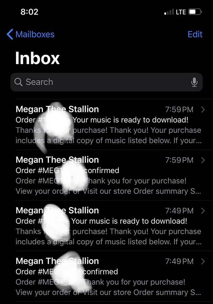 young12463283's tweet photo. @Ayoubellif Anyway I just bought mine don’t forget to buy yours #SavageRemix #BuySavageRemix #streamsavageremix https://t.co/7TwM1XZPsD