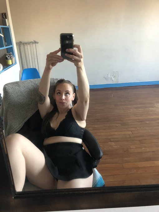 #ethot #upskirt hmm? 🙃 https://t.co/KUTjReTBPg<a href="/tag/ethot"class="tags">#ethot</a><a href="/tag/upskirt"class="tags">#upskirt</a>