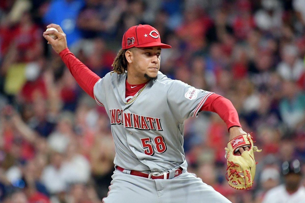 A couple of starting pitchers to know about: - Jacob DeGrom (NY Mets)- Gerrit Cole (NY Yankees)- Blake Snell (Tampa Bay Rays)- Luis Castillo (Cincinnati Reds)
