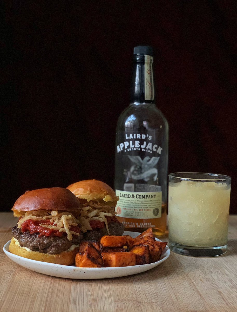 putting 48 hours into a single meal? thats quar babey• @kingarthurflour sweet potato amish buns•kewpie mayo•la frieda 80/20 burger•peach tomato jam•buttermilk onion straws•beef fat sweet potatoes w/sambal frozen brandy & mezcal penicillin in the glass  #humblebragdiet