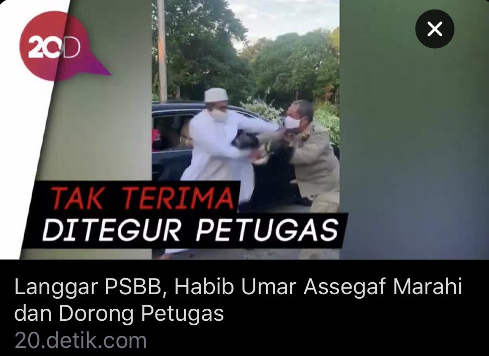 muannas_alaidid's tweet photo. Ditangan pembenci kisah ini bisa dipelintir macam2, sdh jelas ada bukti &amp; videonya, pengendara dtg dr luarkota SBY, diminta putarbalik krn langgar PSBB malah melawan. Bisa aja dijerat Ps.212,216 KUHP bhkn denda 100jt. ini menambah daftar buruk citra habib yg maunya diistimewakan https://t.co/qXXyIISiaV