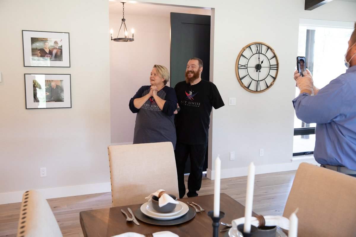 GarySiniseFound's tweet photo. U.S. Air Force (Ret.) TSgt Matthew Slaydon and his wife Annette were officially welcomed to their new R.I.S.E. specially adapted smart home in Colorado! GSF wishes to thank our donors for dedicating their time, energy, and resources to the construction of the Slaydon home. https://t.co/Grm8LvmPO1