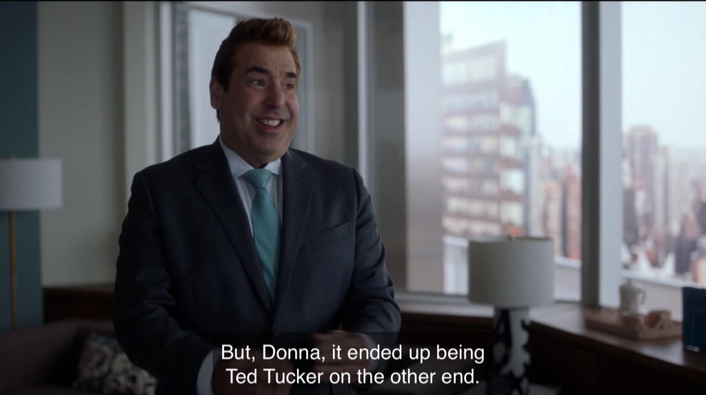HartieRassie81's tweet image. Oh Louis.....The hair do. Lord help me. 😂😂😂😂😭 #Suits9