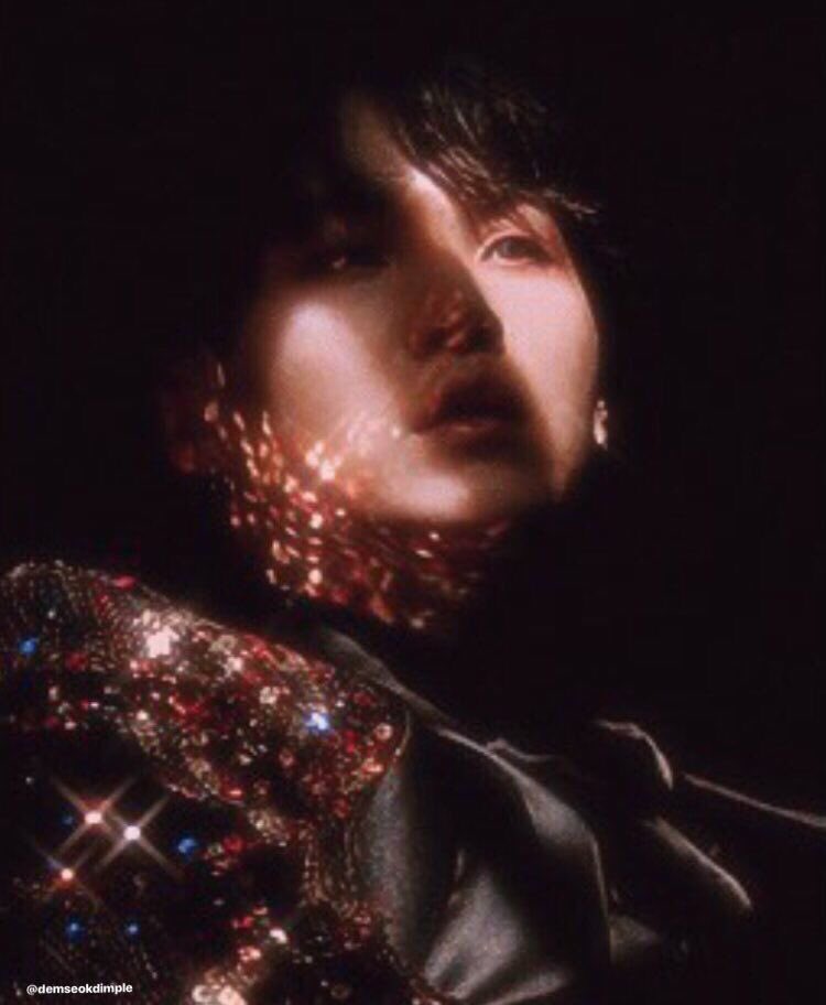 Thread of Yoongi pictures that I have in my gallery