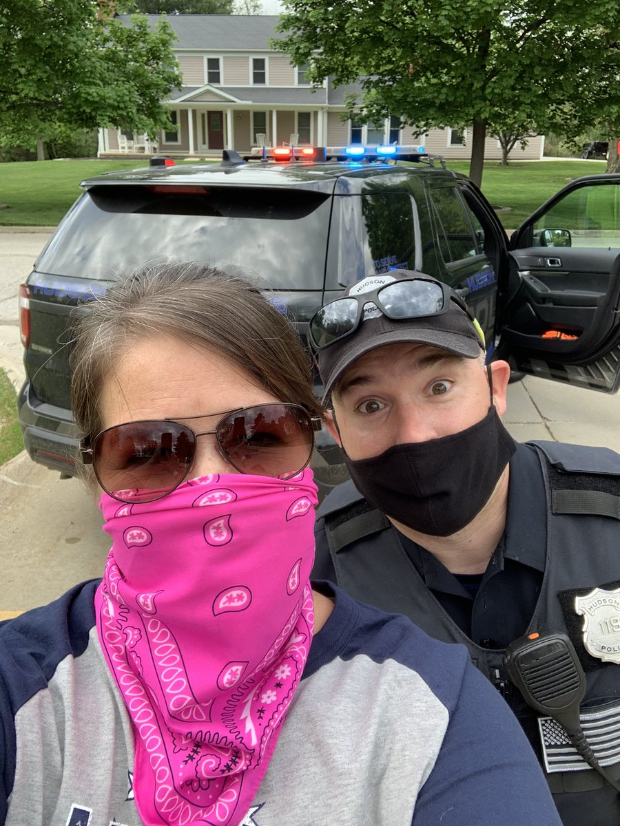NatalieWininger's tweet photo. Thanks @OJCurtin119 for helping us with our parade today! It was great seeing you! #McDPride https://t.co/GghVSQ1wfn