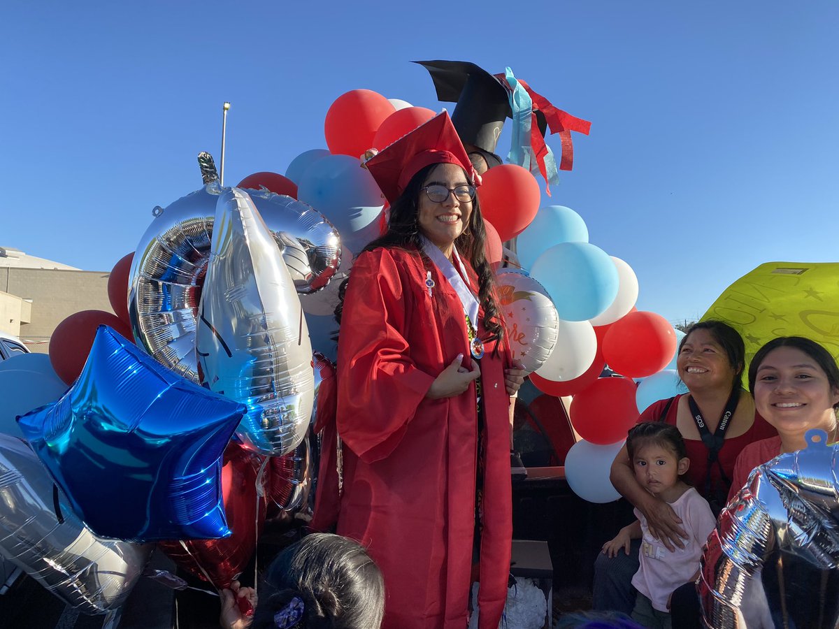 SouthMountainHS's tweet photo. I am going to miss this group of young people....they have endured a lot and have shown exceptional persistence and grit to get to this juncture in their lives. #Proud #JagGrad2020 https://t.co/99IhQc0f9Q