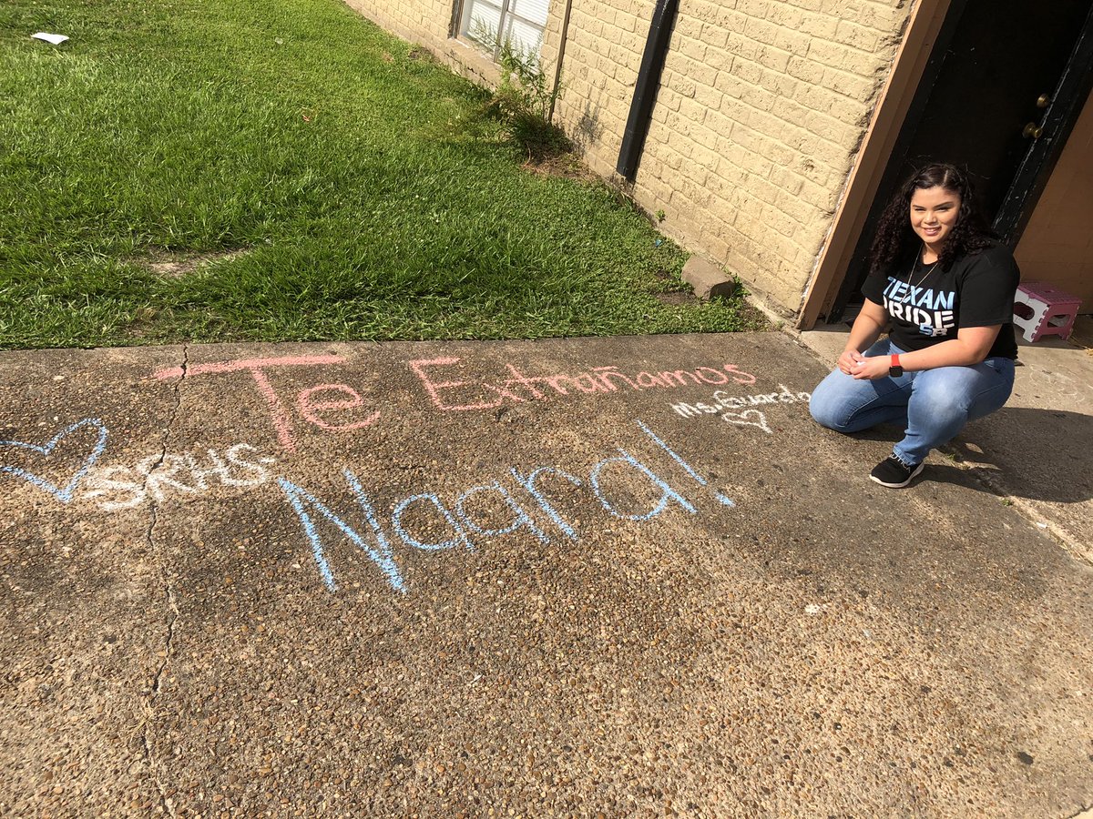 Had fun tagging the sidewalk of students homes today with Miss. Guardado! ☺️<a href="/MsGuardado1/">Ms.Guardado</a> <a href="/TexanTagTeam/">Texan Tag Team</a> <a href="/SamRayburn_HS/">Sam Rayburn High School</a>