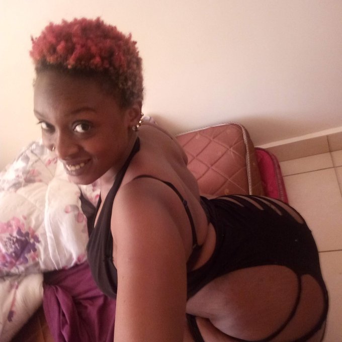 Goodnight babe😘 https://t.co/J8fxU98WUV<a href="/tag/newprofilepic"class="tags"><span>#newprofilepic</span></a>