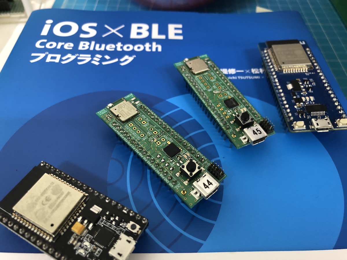 JallTechLab's tweet photo. 今日はBLEmeshについて実験の準備中🚀
接続距離が気になるところ、サンプルコードといくつかのデバイスをつかって、実力はいかほどだろうか❓
結果はnoteにまとめたら、アップしていこう💡
#BLEmesh
#どこまでの実力性能
#実験からアイデアうまれるかな https://t.co/SZ7cC3z4ci
