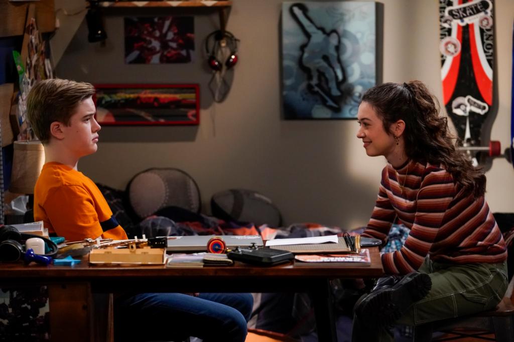 As a parent, you want your children to be able to spend time together and bond. Just maybe over something other than outwitting you... Stream the latest episode of #ManWithAPlan here: spr.ly/6012GBLGq