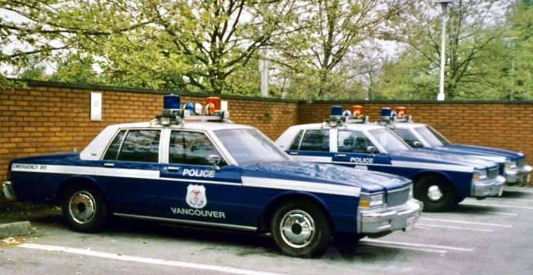 AdamPalmerRCMP's tweet photo. #TBT - 1990 - #VPD @chevrolet #PoliceCar at our former Oakridge station @VancouverPD #OldSchool https://t.co/YBYMDzO93o