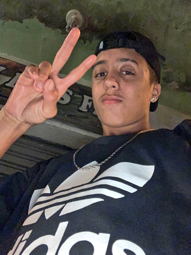 MIGHELINDO's tweet photo. Viva sua vida do jeito que acha certo, antes que seu tempo esgote!💥 https://t.co/qQsiFdWLCT