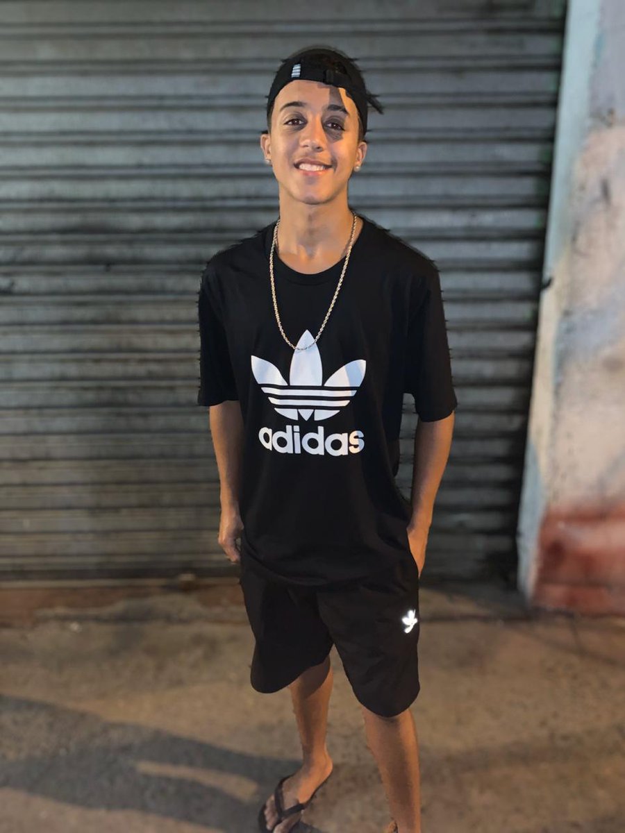 MIGHELINDO's tweet photo. Viva sua vida do jeito que acha certo, antes que seu tempo esgote!💥 https://t.co/qQsiFdWLCT