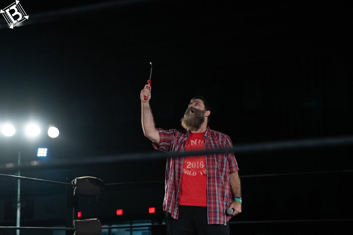 WarriorWrstlng's tweet photo. NOW on Twitch. @RealMickFoley comes to Warrior to confront Frank the Clown!
https://t.co/Y9s7ZbzYZe
#Warrior6 https://t.co/EeWoaRz6QC