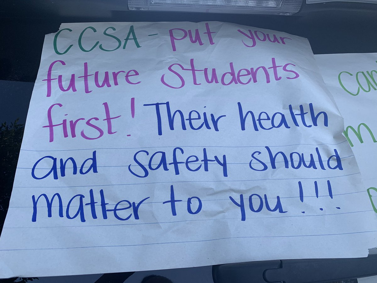 saveSHIRLEYelem's tweet photo. 2nd car caravan protest today. We have to work together to get these charter schools to care about the health and safety of our children! Fight with us! It’s not over until they revoke their application.
#moratoriumNOW #stopcolocation #utlanow #savepubliceducation #saveshirley https://t.co/OkLyNKqoCn