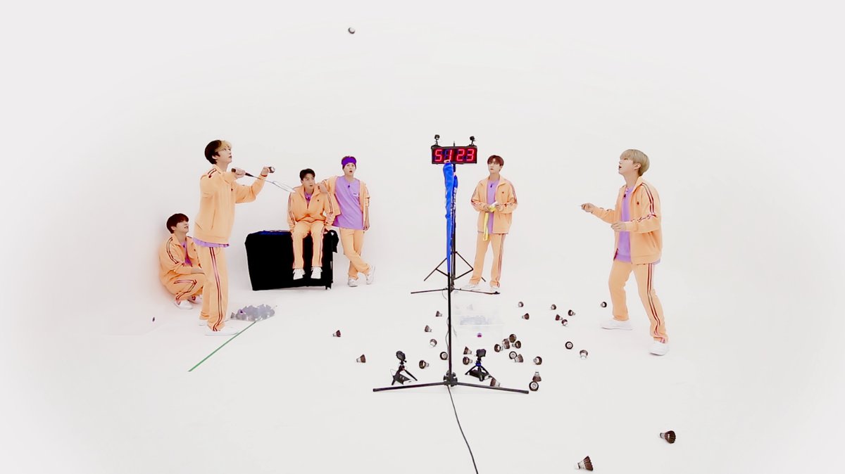 1theK(원더케이) tweet media