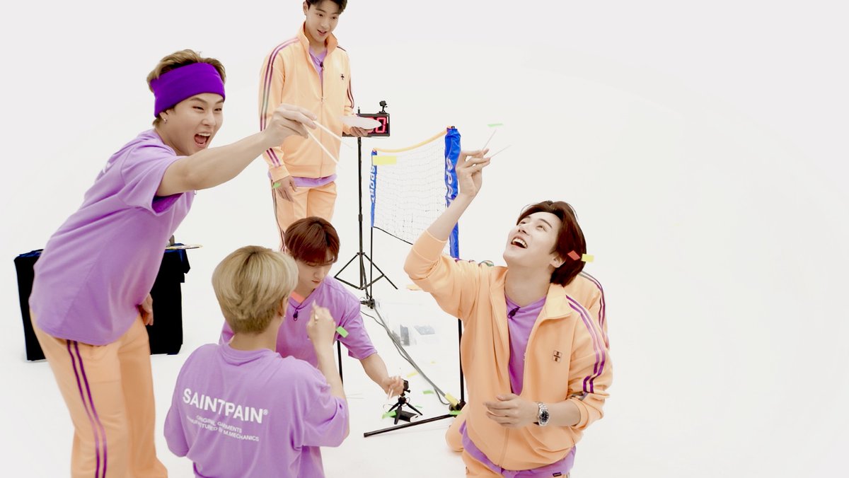 1theK(원더케이) tweet media