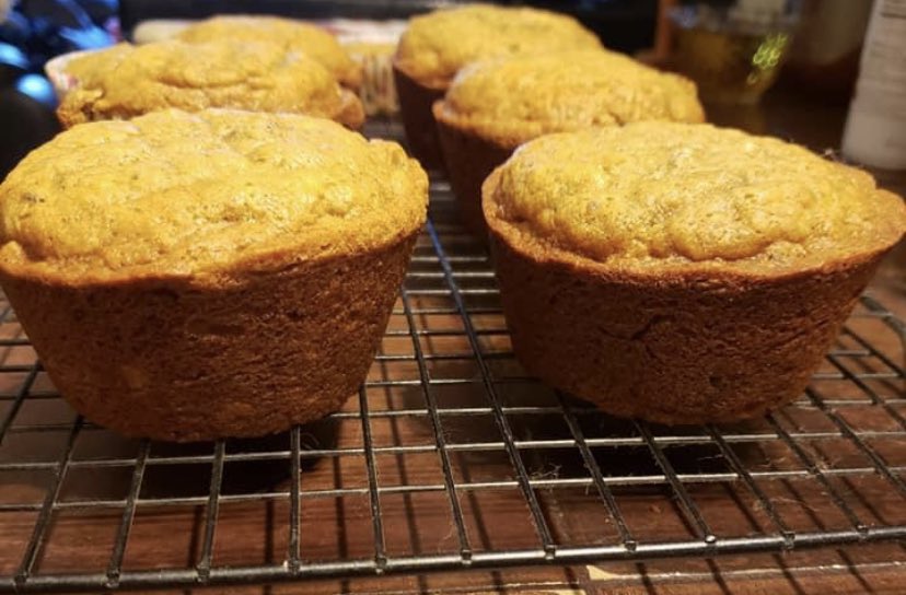 TMZDeeDee's tweet photo. That 2.75 hour nap was ill-advised but needed apparently. NowI’m up trying to recreate my Nana’s banana nut muffin recipe and I’ll prolly be painting the walls next or some other Martha Stewart type activity... #summervacation #nomoregrading https://t.co/u8JY9b6e4d
