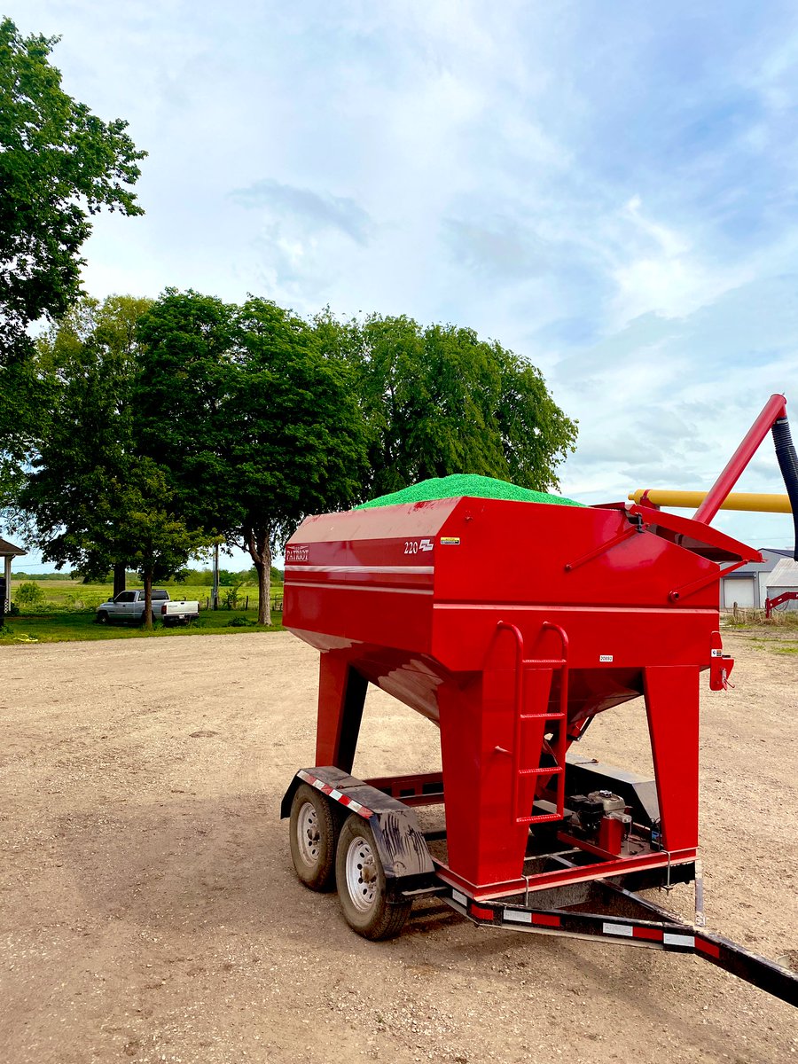 3g_seed's tweet photo. When they tell me to go ahead and fill ‘er up whenever I am ready...  I fill ‘er up. Couldn’t have fit another bag in it. https://t.co/BJZmmK2mQf