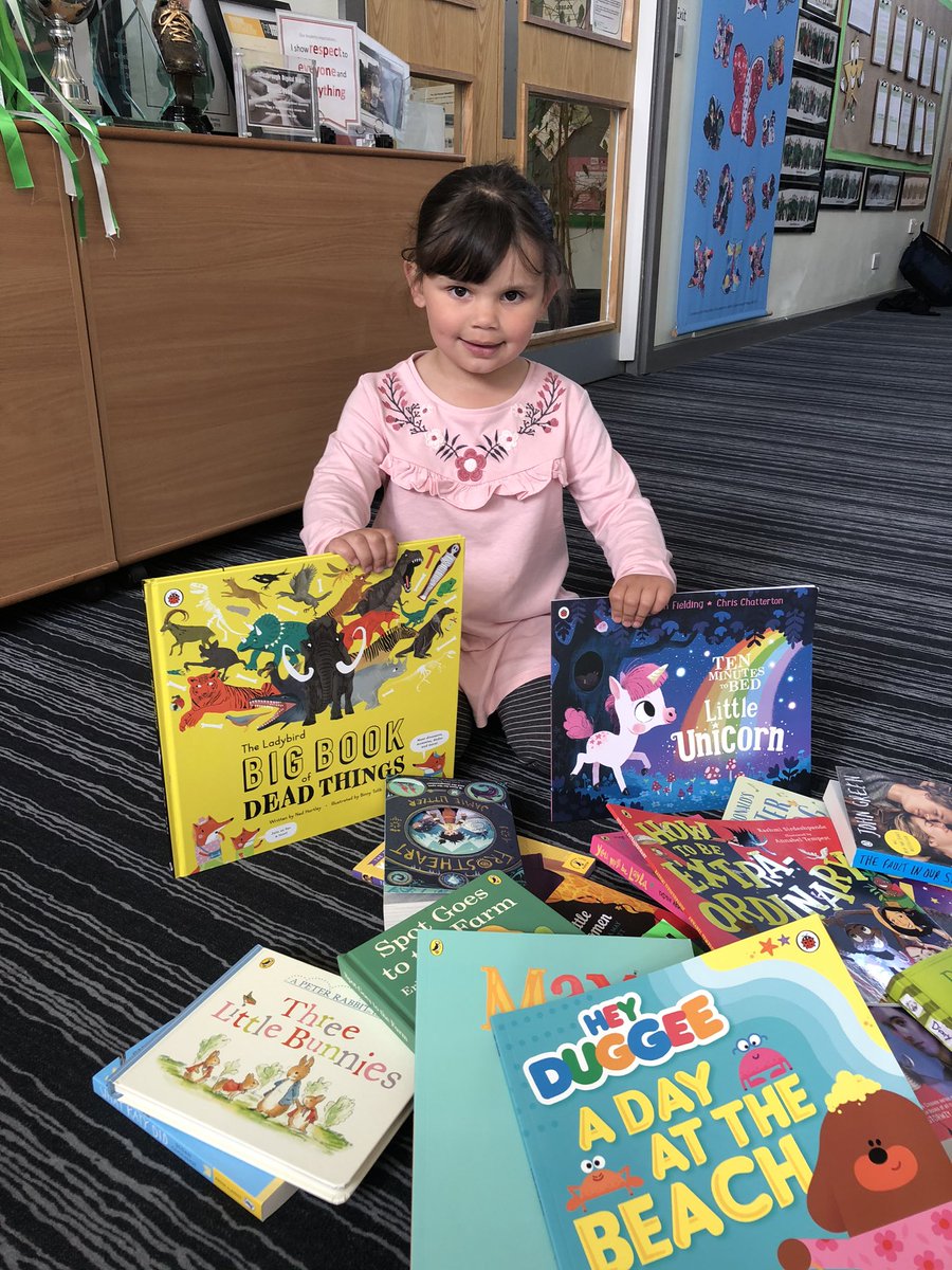 CaldiPrimary's tweet photo. Thank you so much @kpmguk & @Literacy_Trust for the remarkable collection for our library 📚 #readingthefuture #findourremarkable #Bororeads @AETAcademies @Tees_Issues @Julespg @L_Costello65 @AllyP1967 💚🌈🌟 https://t.co/gg0iHqe0DD