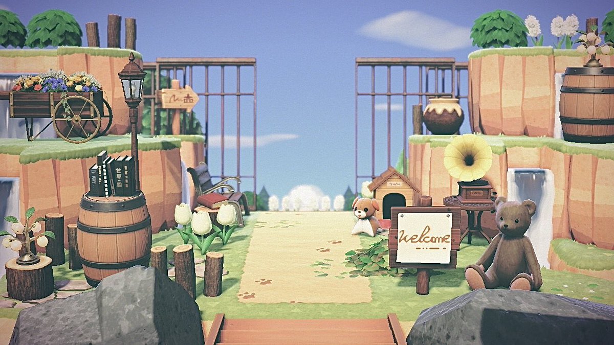 𝙵𝚞𝚌𝚑𝚊 ᴥ 飛行場前 の 全体図です 𓂃𓈒𓏸 完全 オリジナルに したせいか お気に入りの 場所 になりました 素敵なマイデザインお借りしています ぬいぐるみで 番犬を イメージしました 門を入って 奥に行くと 案内所に 繋がる 噴水