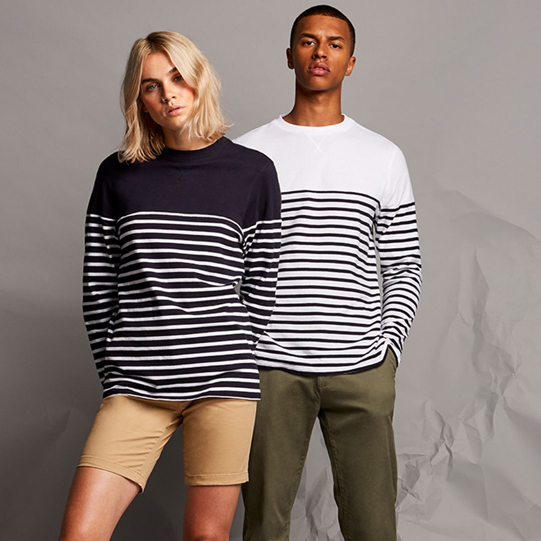 FrontRowandCo's tweet photo. Breton stripes with plain chest panel for more decoration opportunities. GREAT LOOKING LEISUREWEAR. THOUGHTFULLY CREATED. #stripes #stripesonstripes #breton #tshirt #tees #poloshirt #polos #frontrowandco #frontrowclothing #frontrow #unisex #tagfree #fashion #leisurewear https://t.co/bKfXhLfRwB
