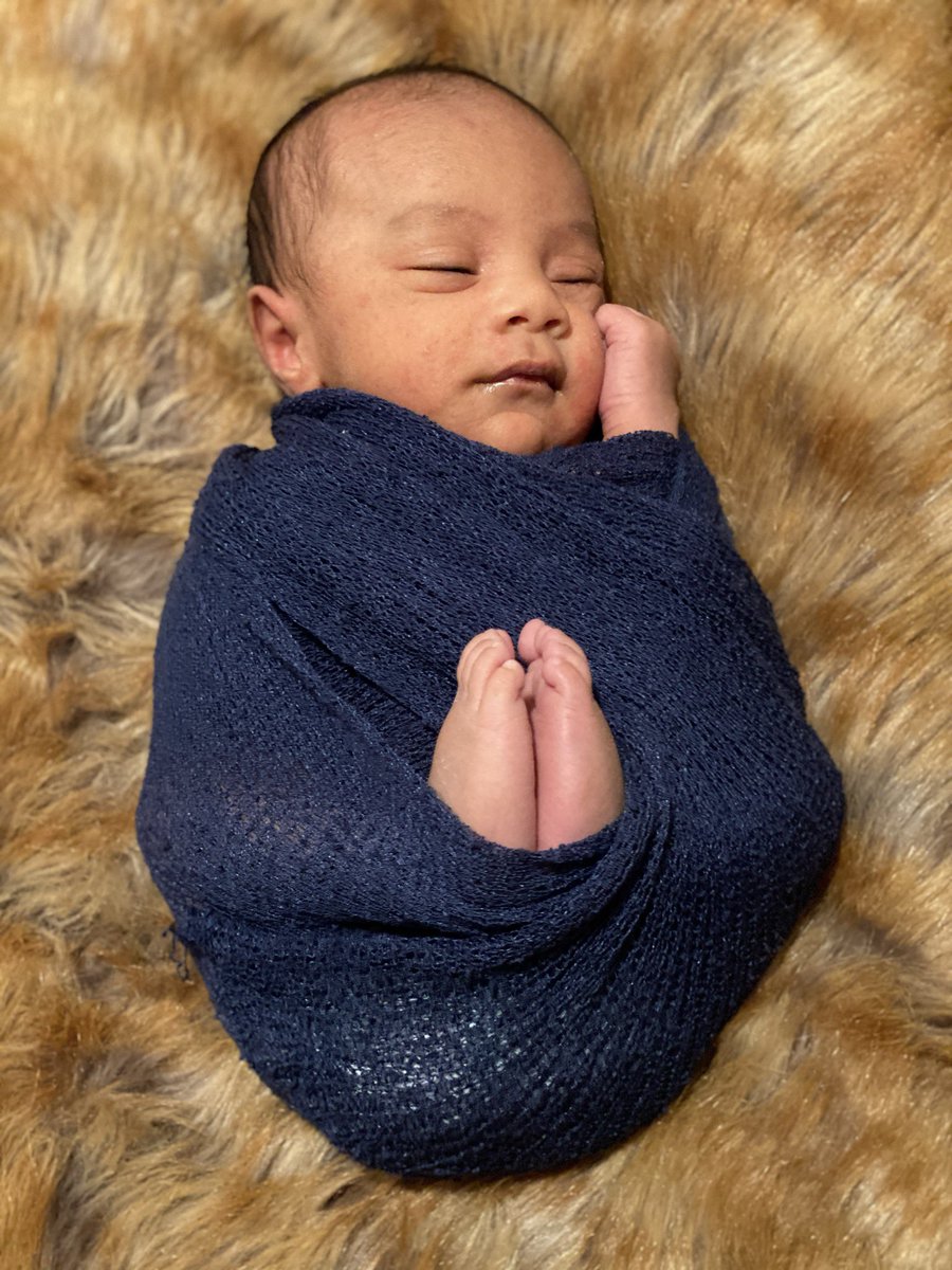 Vailolo104's tweet photo. BLESSED A WHOLE MONTH WITH YOU SON!!..MOMMY &amp; DADDY LOVE YOU JASON J.💙

SHOTS TO MY HUSBAND FOR BRINGING MY VISION TO LIFE..DNT ALL MOMS THINK THEYRE PRO PHOTOGRAPHERS.😂 https://t.co/4GZv0bvjIO