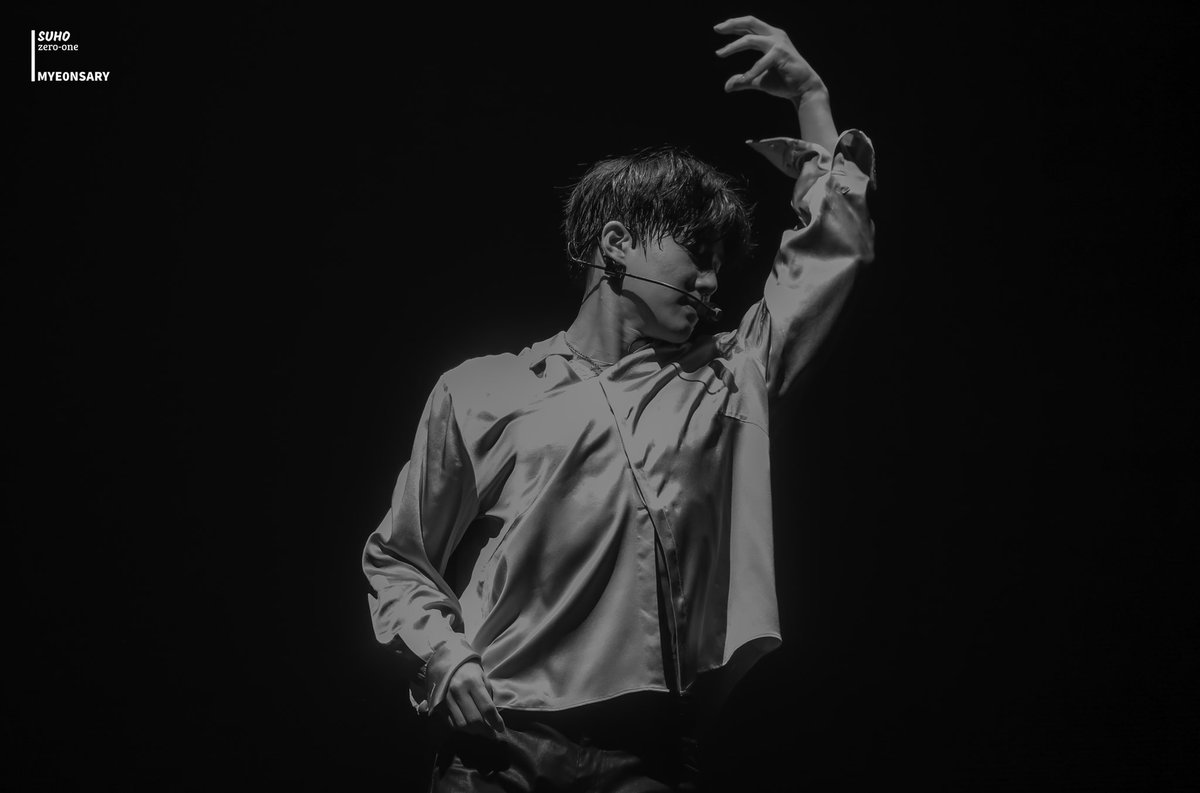 MYE0NSARY's tweet photo. And the birthday ad is up! :) Happy Birthday you precious man 💙✨

#내인생의반쪽_준면아_생일축하해
#우리의_영원한설렘_준면아생일축하해
#우리의청춘_준면아생일축하해
#2020HAPPYSUHODAY 
#2020HAPPY522DAY

@weareoneEXO https://t.co/cf0iqCSp5g