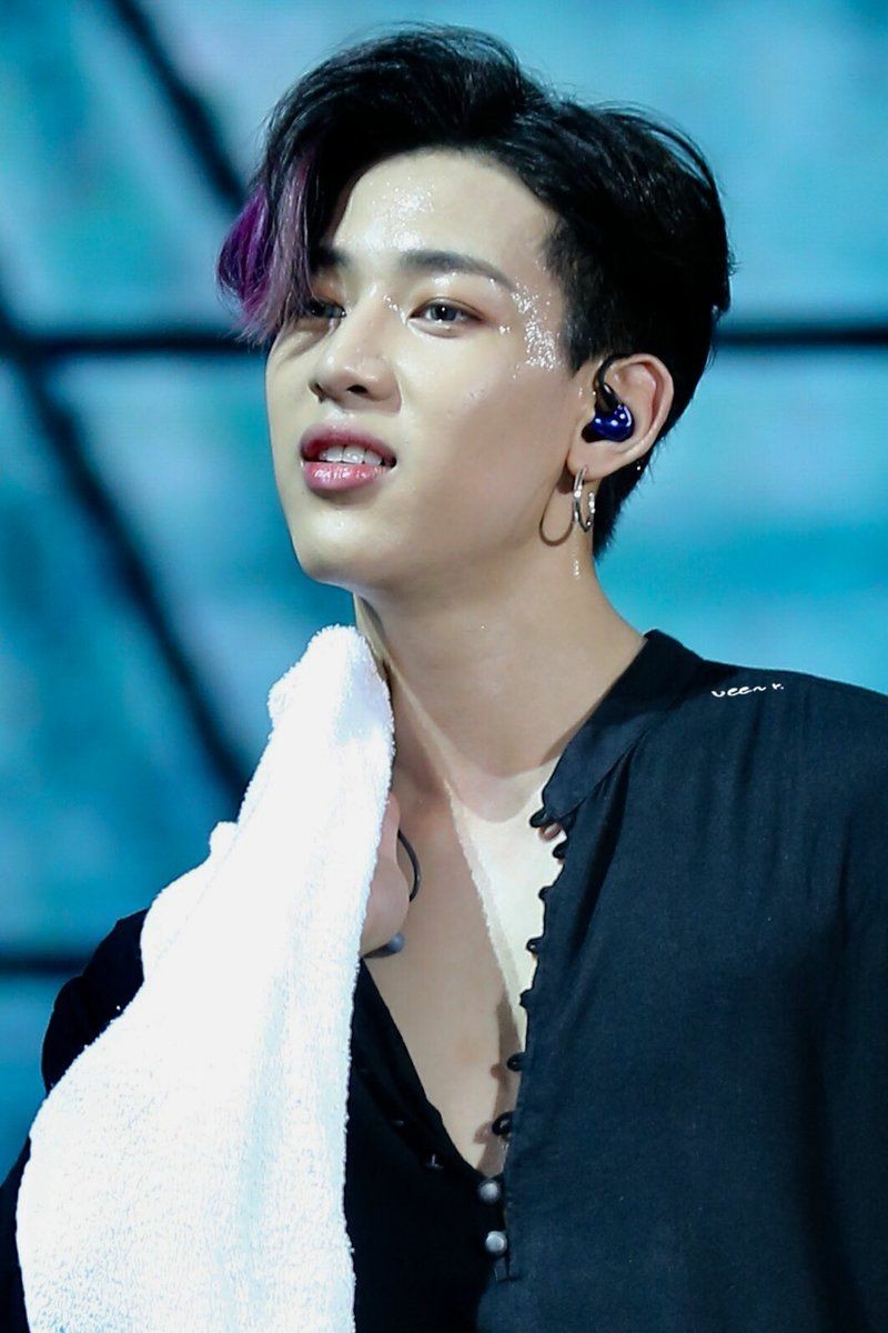 purple flecks #GOT7    #Bambam  @GOT7Official