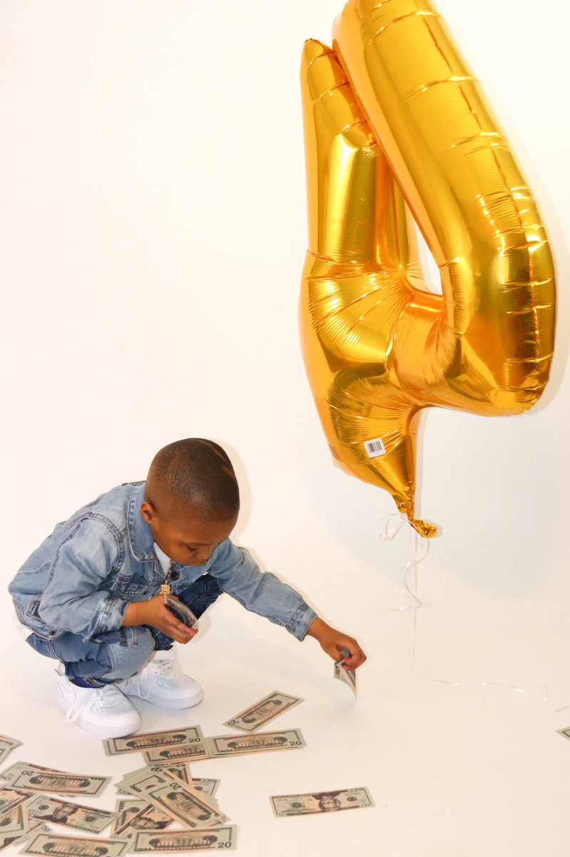 TheRealTenae__'s tweet photo. Happy 4th birthday to #BigBlake ✨🤞🏽 https://t.co/q8rVKBZI9N
