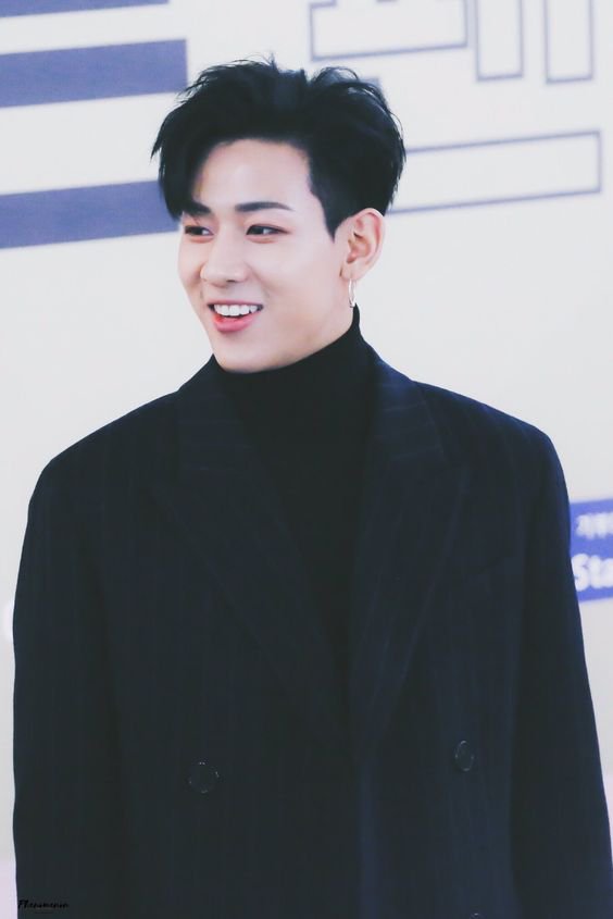 classic black. he owns this hairstyle #GOT7    #Bambam  @GOT7Official