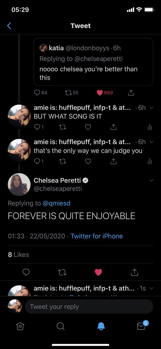 buckysbrand's tweet photo. anyways chelsea peretti noticed me so that makes up for my shitty morning :) https://t.co/PTVIZqde50
