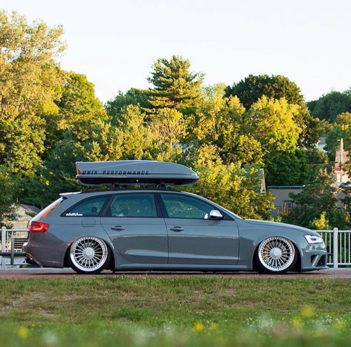 EpicDubs's tweet photo. ๐ฏ Loaded
#Audi #AudiRS4 #RS4 #AudiSport #Rotiform #Quattro #AudiAvant #UnixPerformance #Stance #DubLife https://t.co/mSUoQU6og1