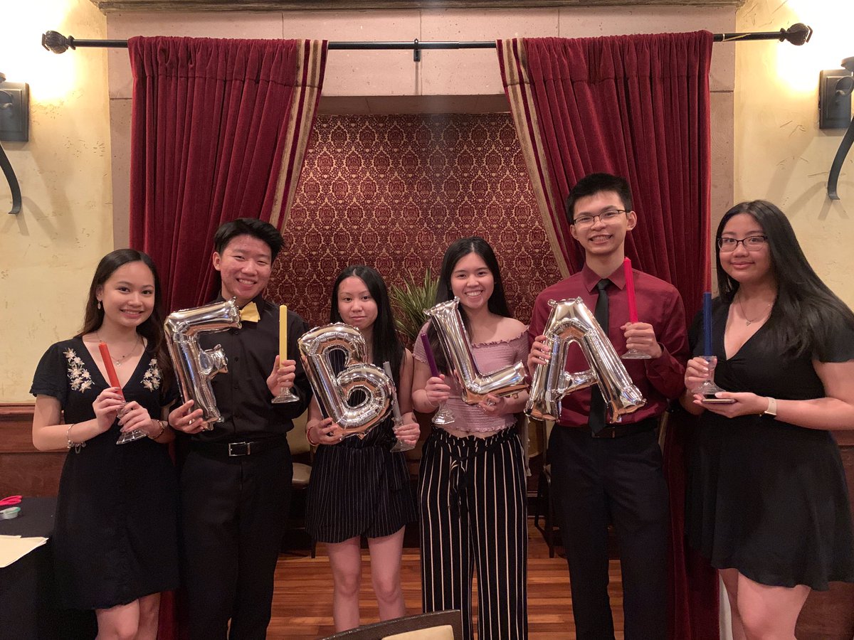 AliefKerrFBLA's tweet photo. Thank you to all of our wonderful members and congratulations to the seniors who are on their way to starting a new chapter in their lives (Woohoo go 2020 🥳). We’d like to give a special warm thanks to our advisor, Ms. Curry and we wish everyone a happy summer! #aliefproud #fbla https://t.co/VKH6uTvVO6